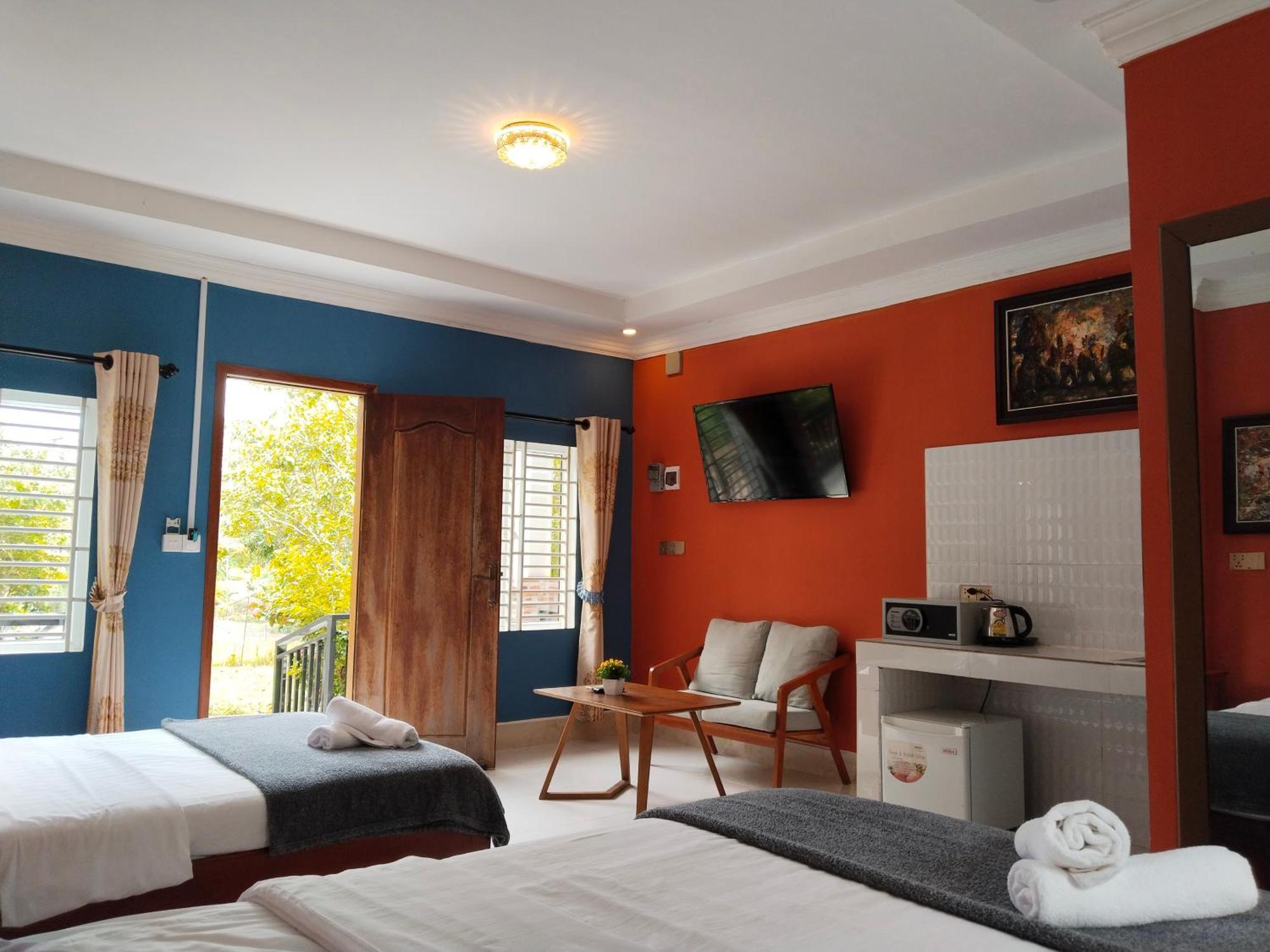 Teejays Bed And Breakfast Kampot Exterior foto