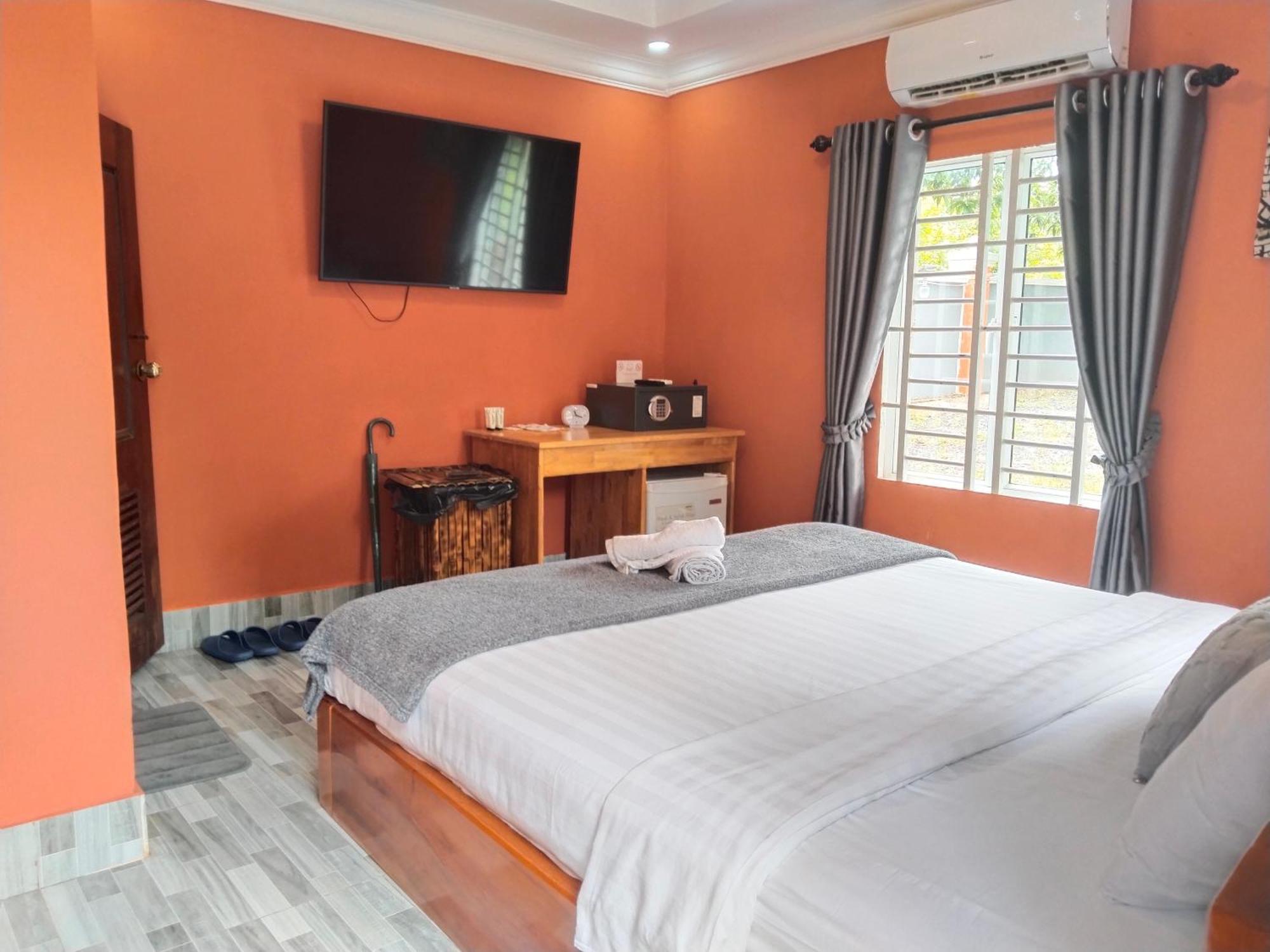 Teejays Bed And Breakfast Kampot Exterior foto