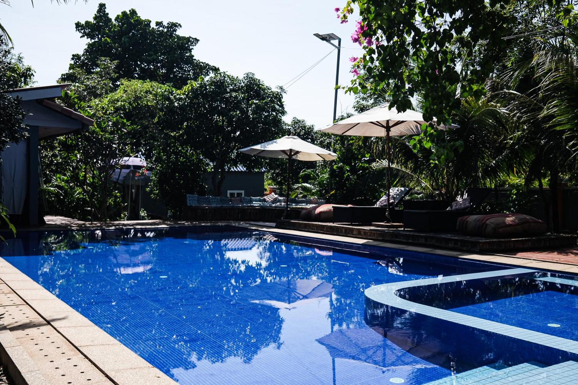 Teejays Bed And Breakfast Kampot Exterior foto